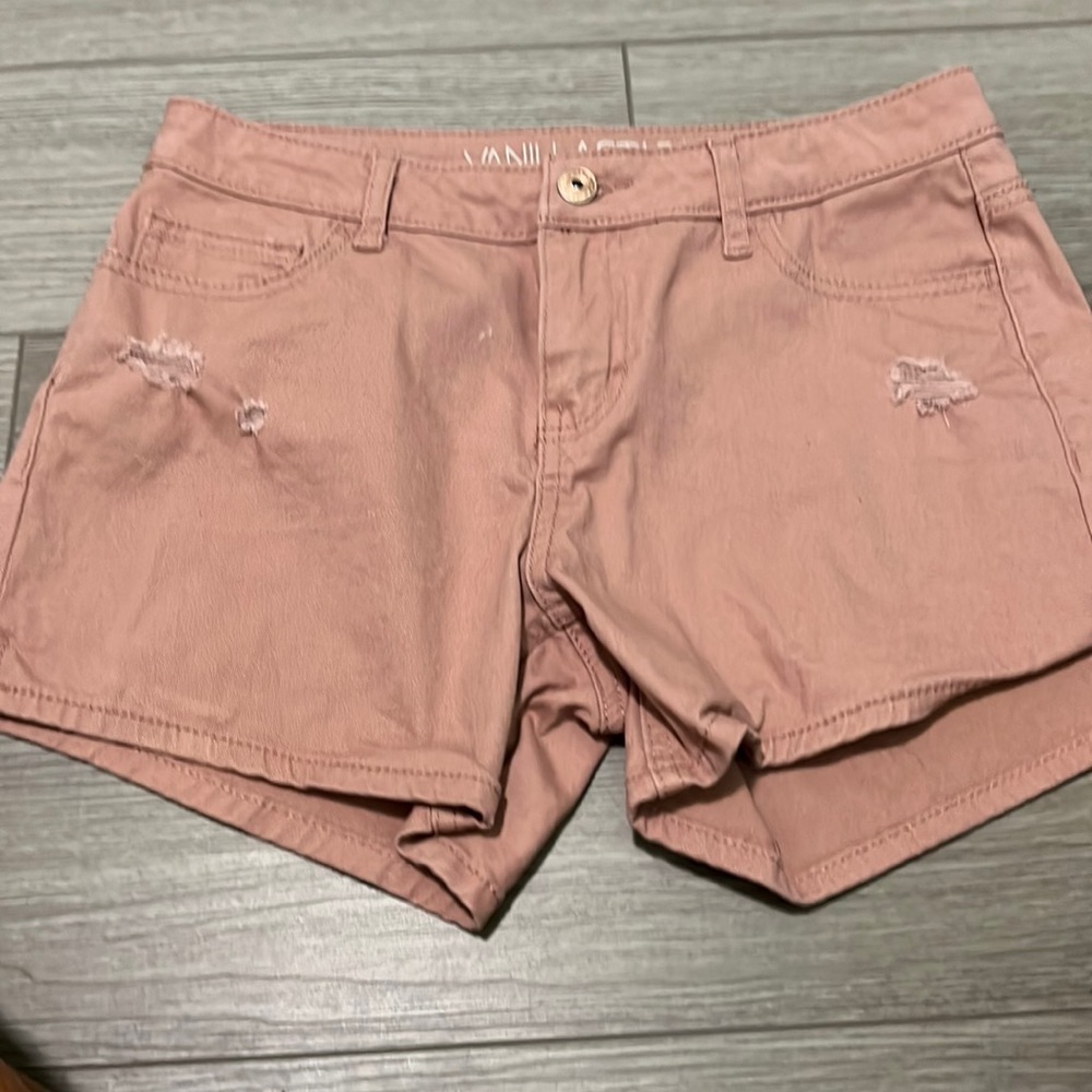 Vanilla star mid rise shorts
